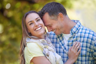 couple outdoors | Chelsea heights dentist