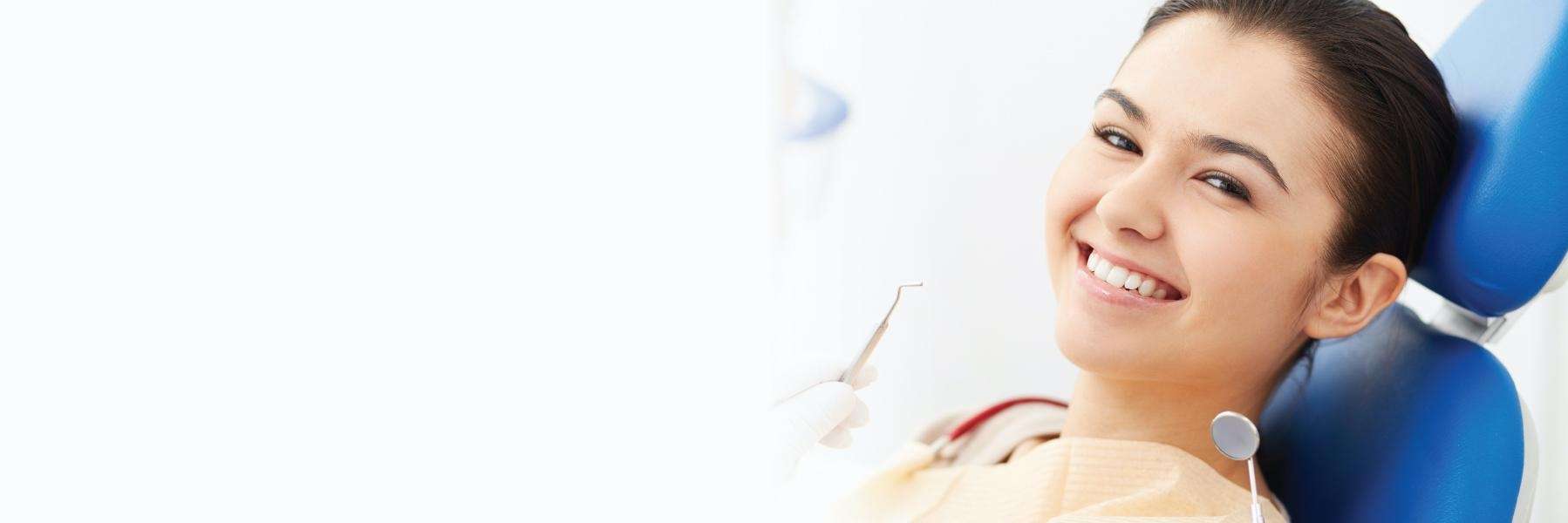 Woman at the dentist in chelsea heights